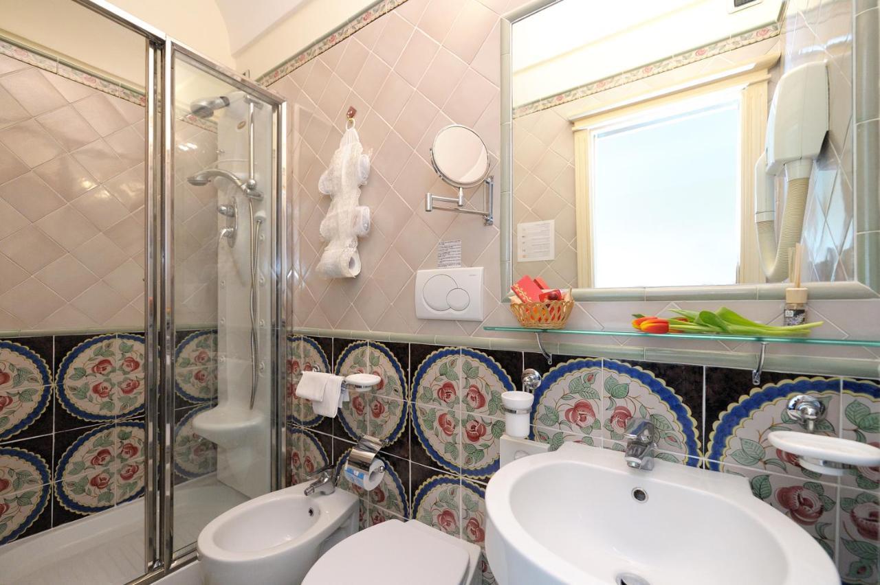 Amalfi Old Square Room & Apartments ภายนอก รูปภาพ