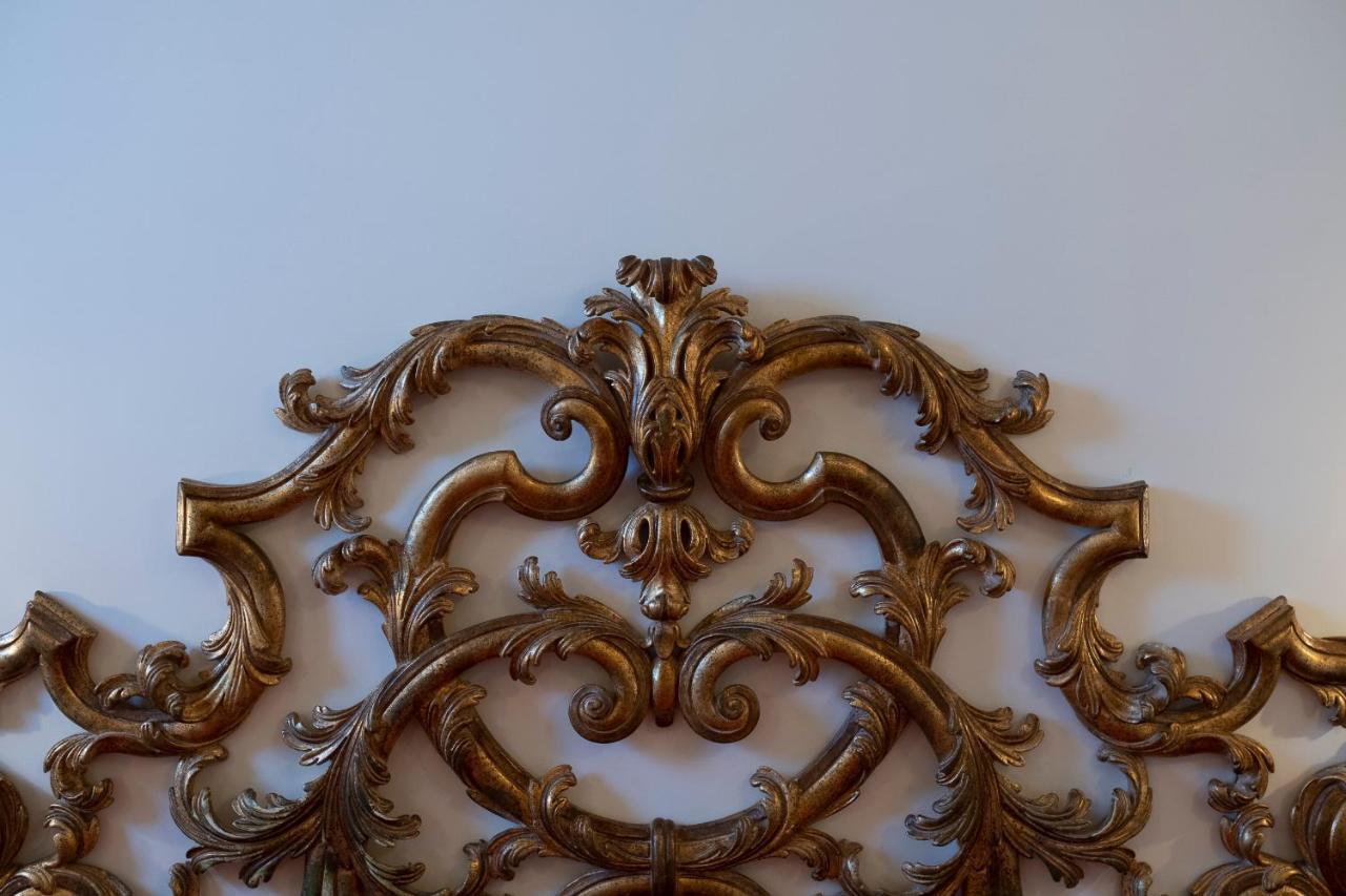 Amalfi Old Square Room & Apartments ภายนอก รูปภาพ