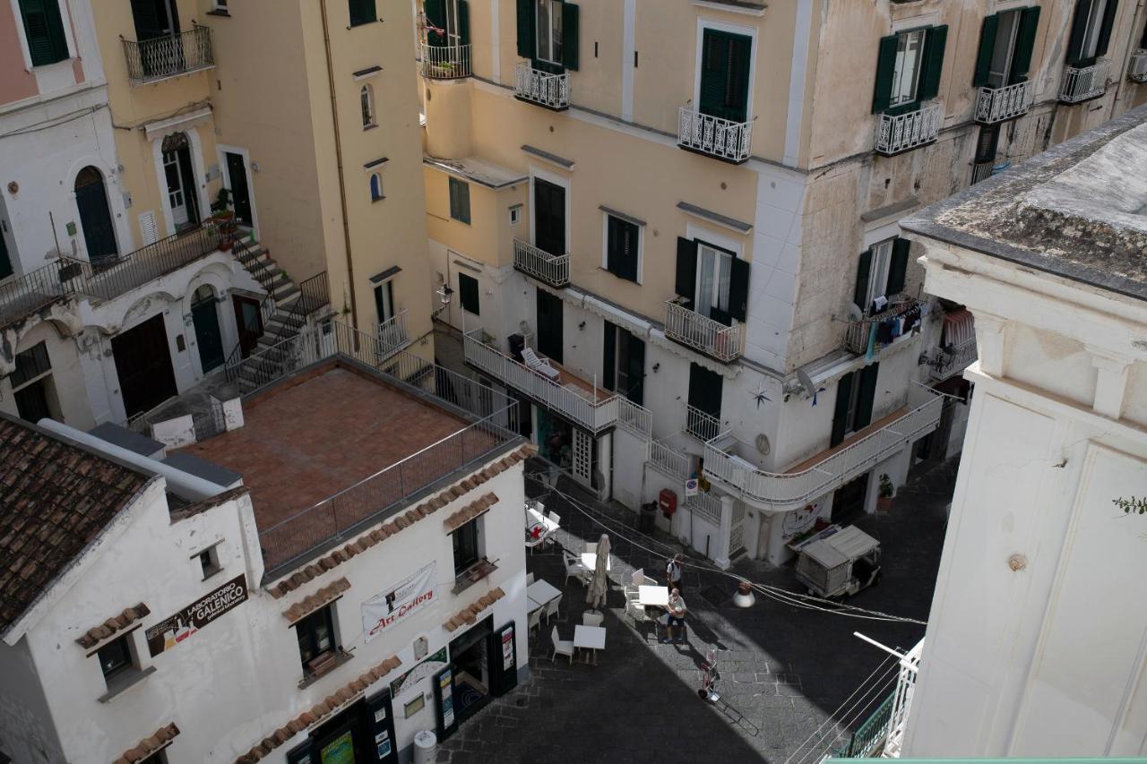 Amalfi Old Square Room & Apartments ภายนอก รูปภาพ