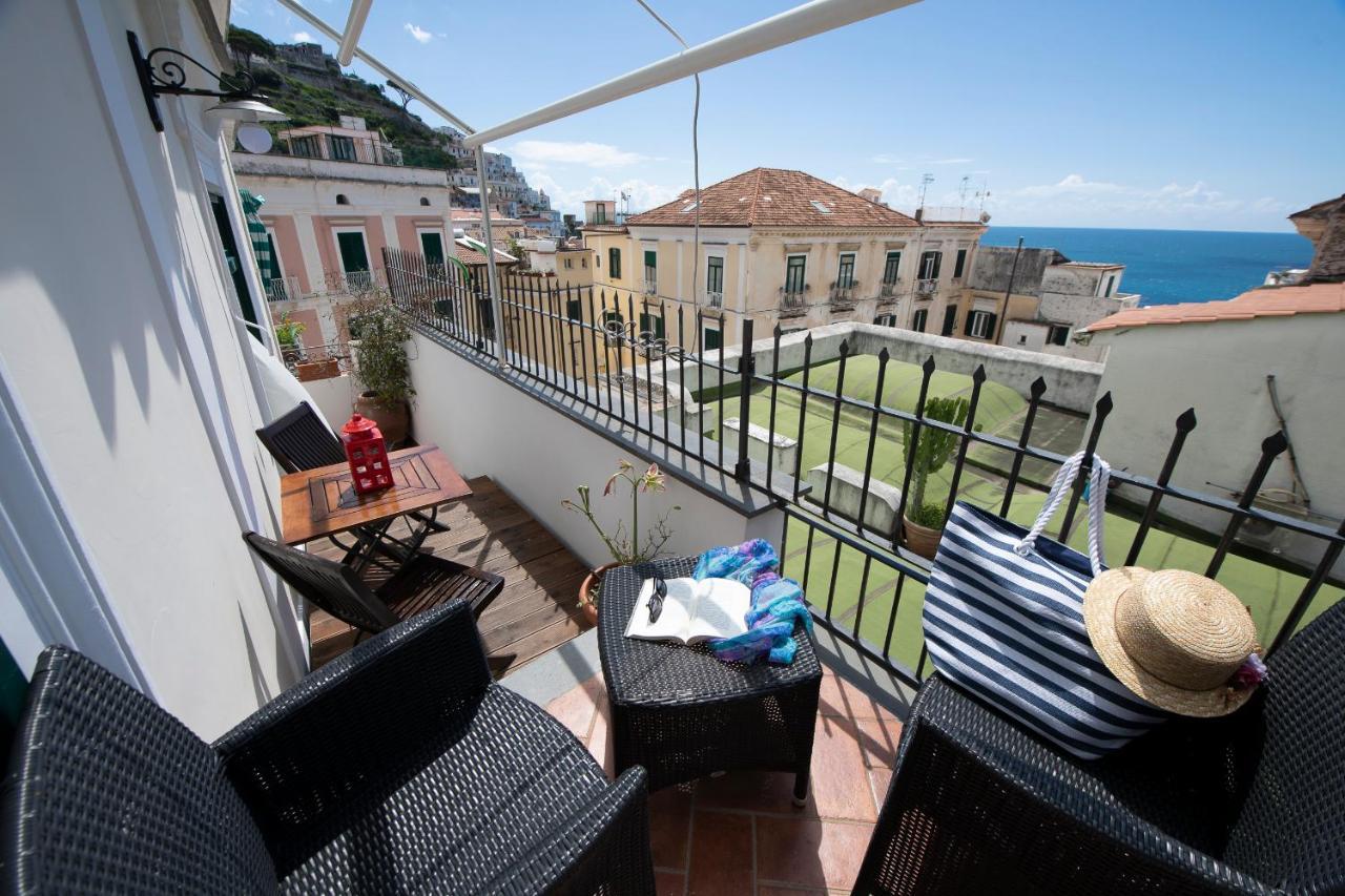 Amalfi Old Square Room & Apartments ภายนอก รูปภาพ