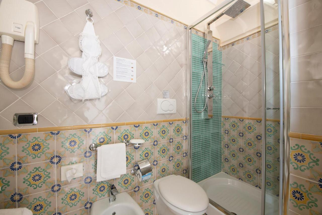 Amalfi Old Square Room & Apartments ภายนอก รูปภาพ
