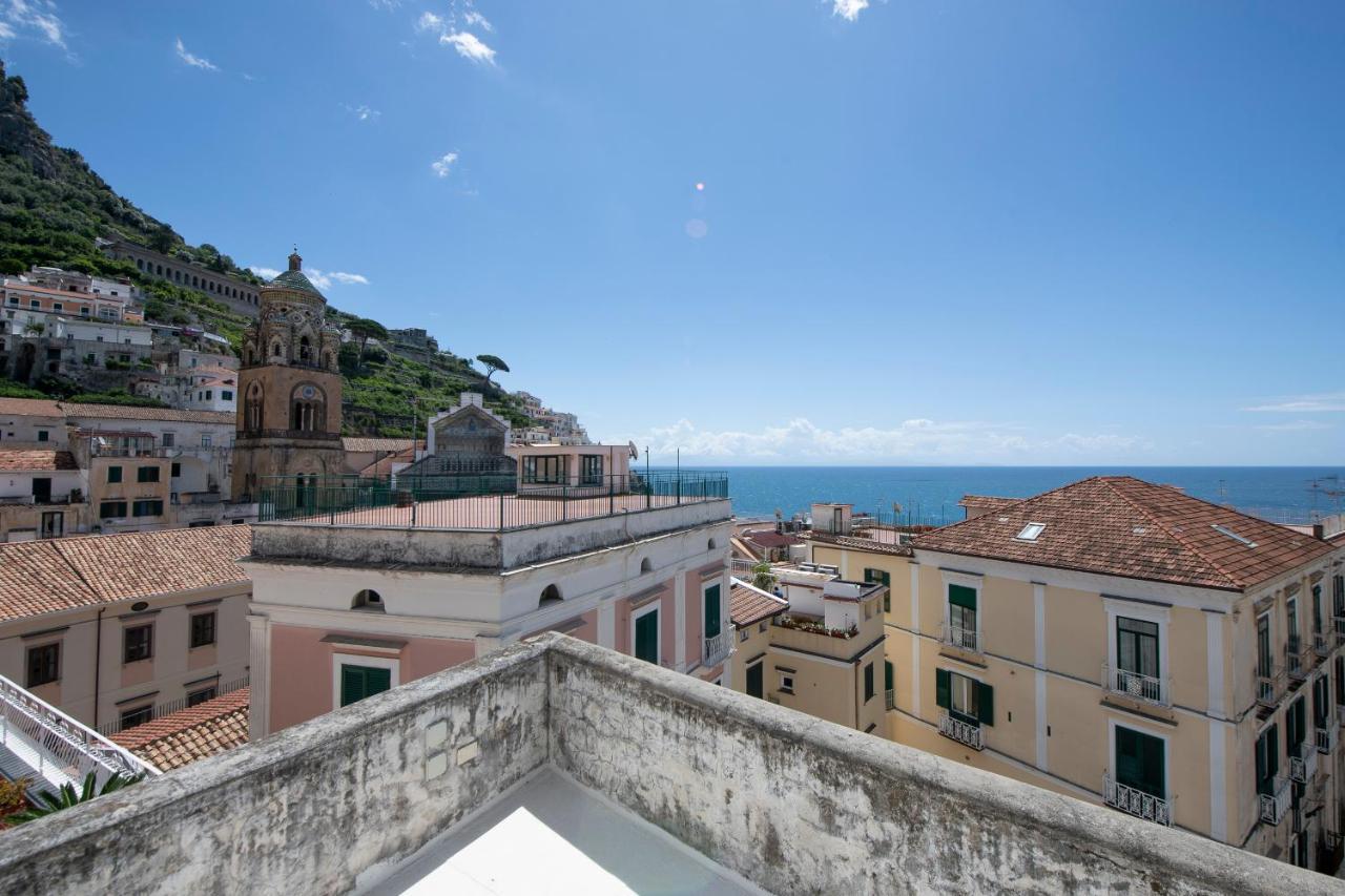Amalfi Old Square Room & Apartments ภายนอก รูปภาพ